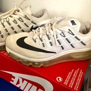 Nike RARE AirMax 2016 still in good condition, only need more cleaning. Vintage.